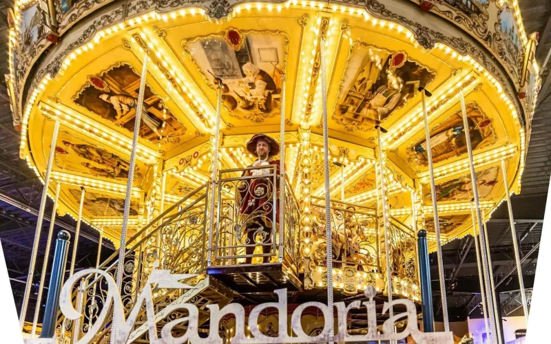 Karuzela w Parku Rozrywki Mandoria